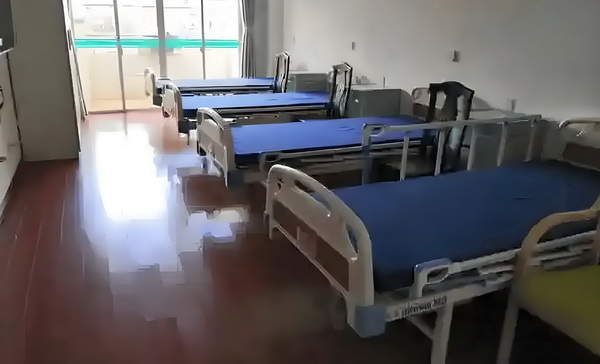深圳入户网上办理_记者：阿代米赛后在更衣室和大家说了很抱歉，他很难过 赛后在更衣室和大家说