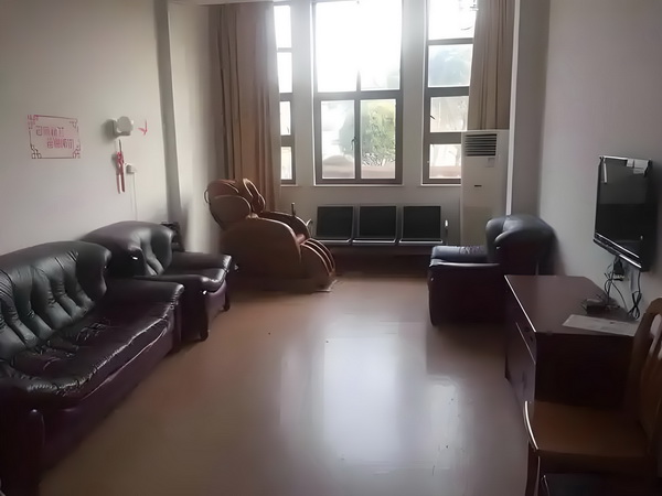 深圳入户直通车官网_E句话 | 董璇“新婚即分居”？ 董璇新婚即编辑责任：张建利