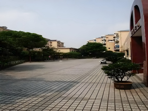 深圳条件入户_第85期黄晓明：凡事淡然一笑是我目前最希望的状态 想吃老人么做什什么